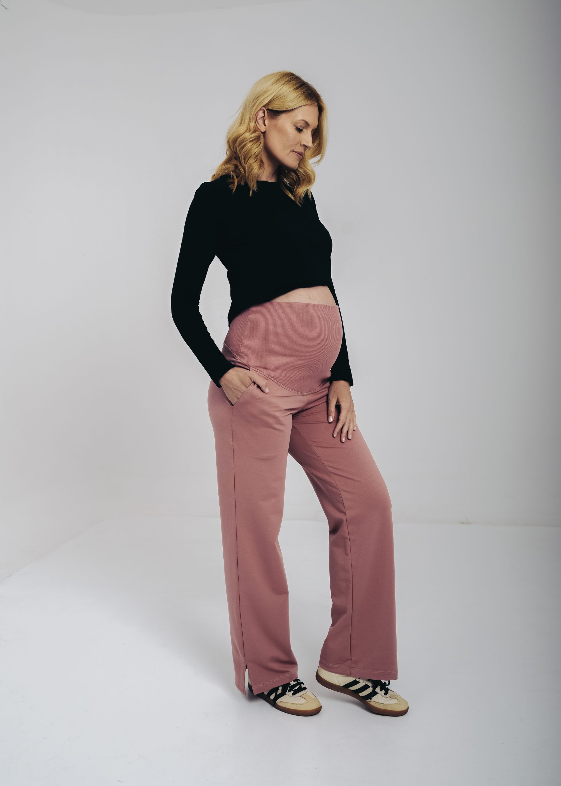 Donji dio – trenerke "Motherhood" - Image 5